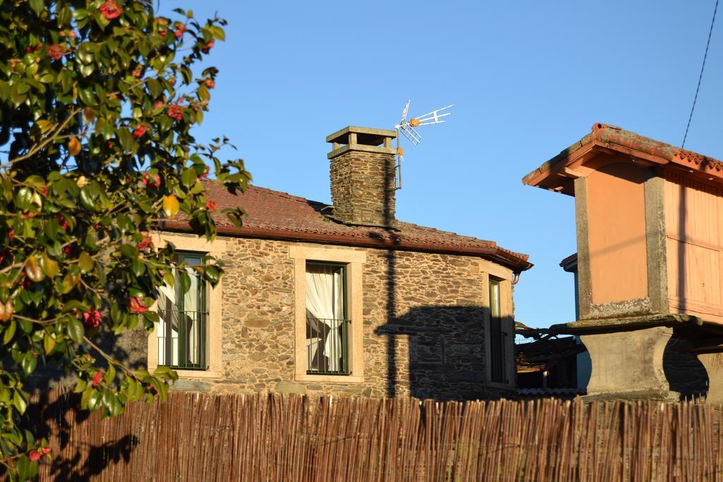 Vila Peregrina Castaneda  Εξωτερικό φωτογραφία