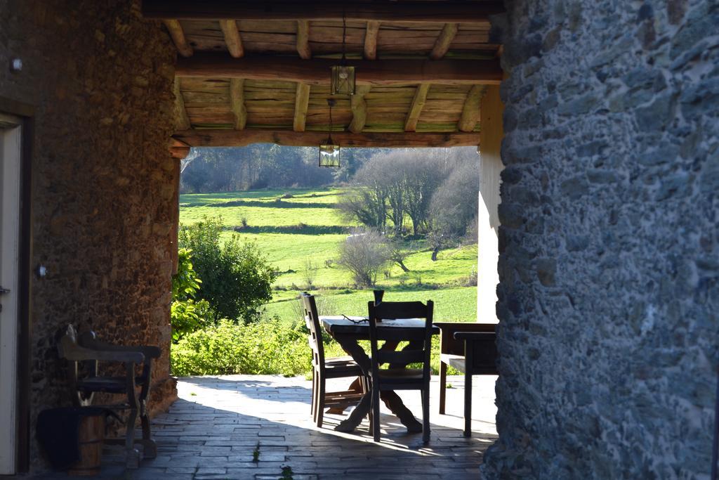 Vila Peregrina Castaneda  Εξωτερικό φωτογραφία