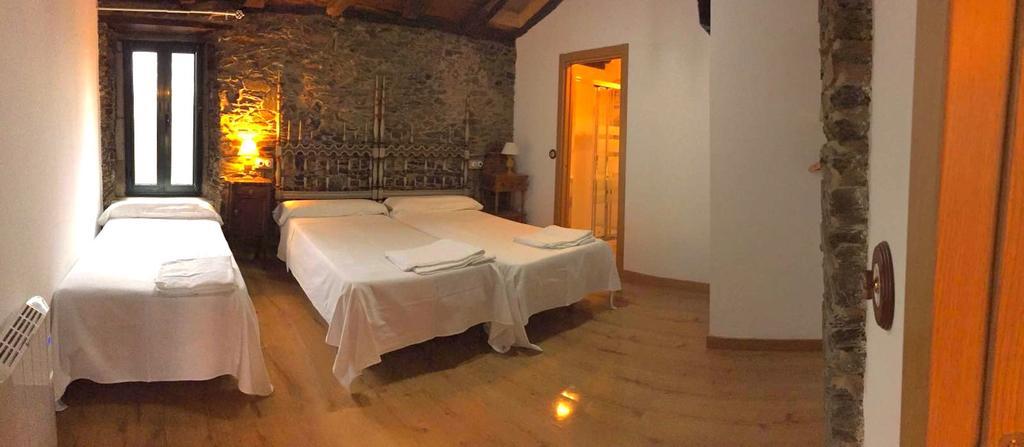 Vila Peregrina Castaneda  Εξωτερικό φωτογραφία
